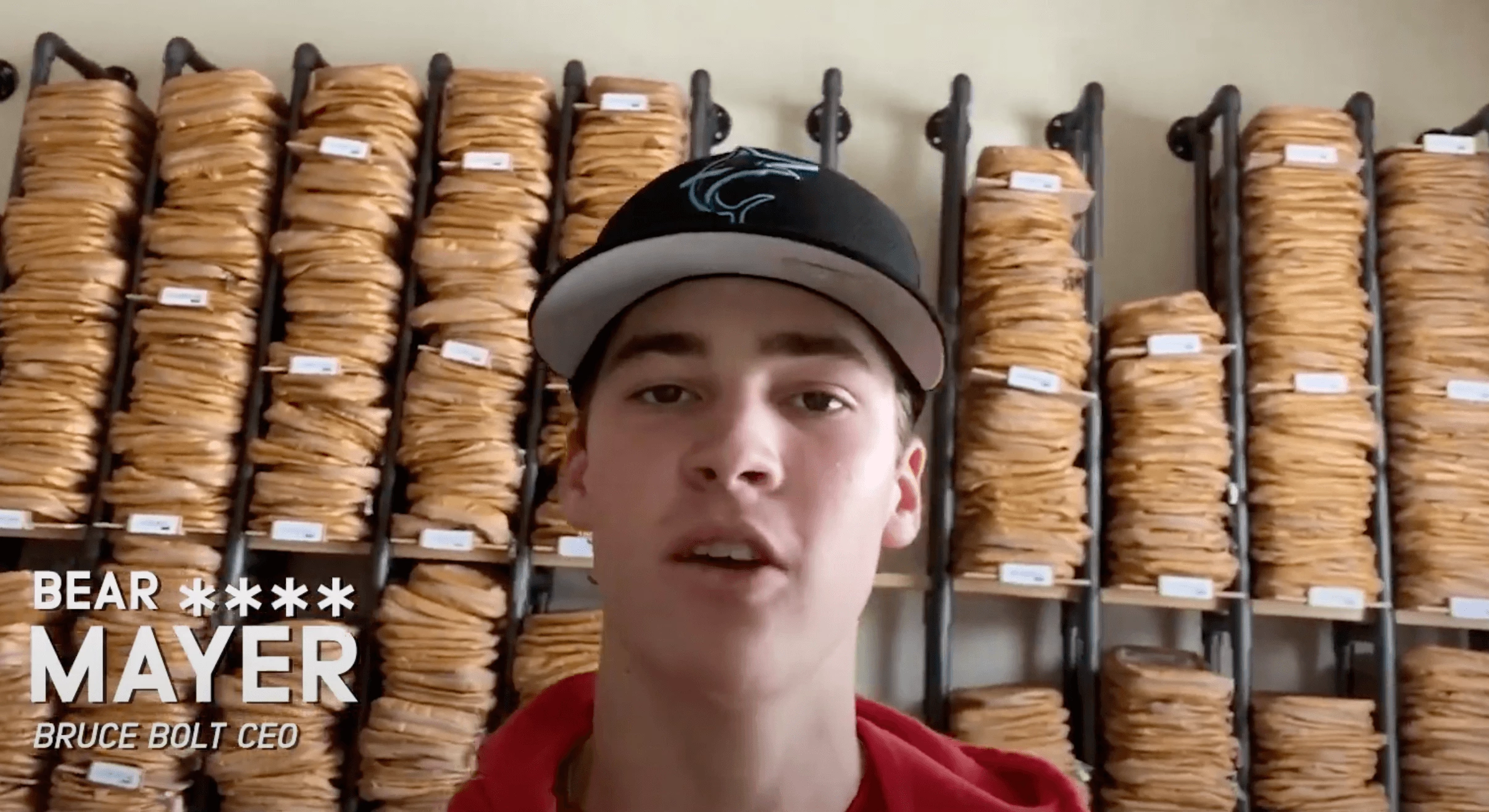 Bruce Bolt PREMIUM PRO Short Cuff Batting Gloves: Royal - Image 2