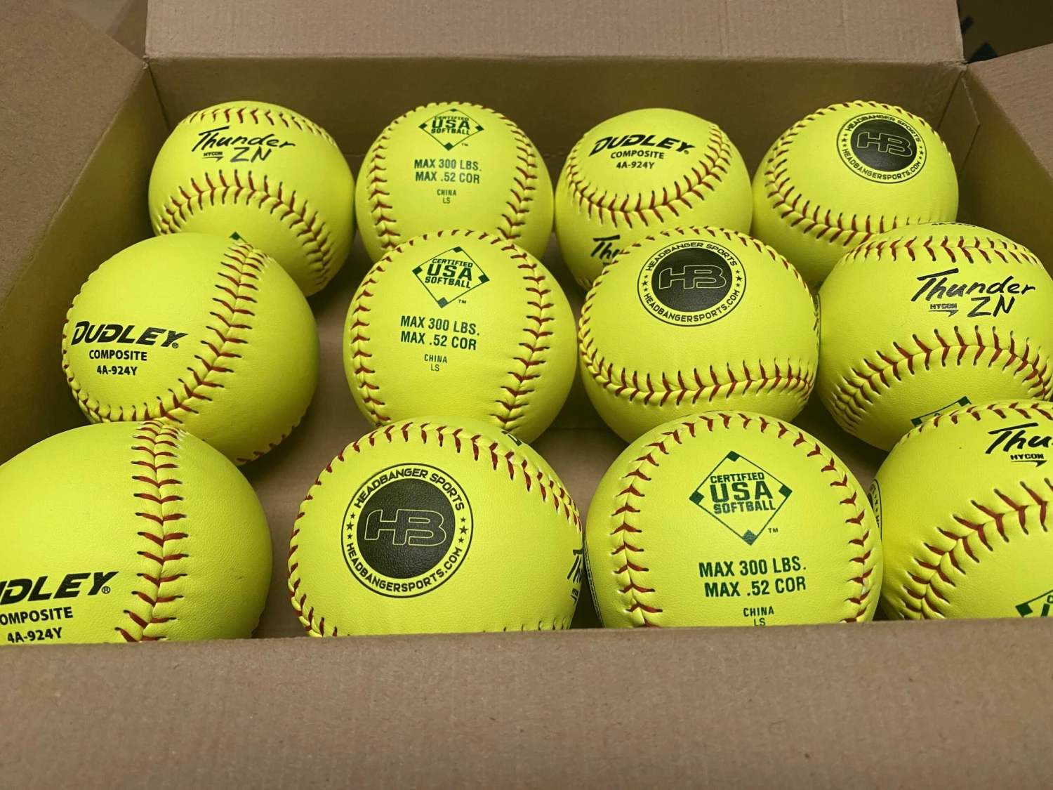 Dudley Thunder ZN HYCON 11" USA/ASA Slowpitch Softballs (DOZEN): 4A924Y - Image 2