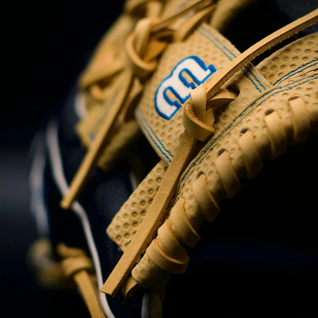 2023 Wilson A2000 South Region SM 11.5" Spin Control Infield Baseball Glove: WBW101301115 - Image 12