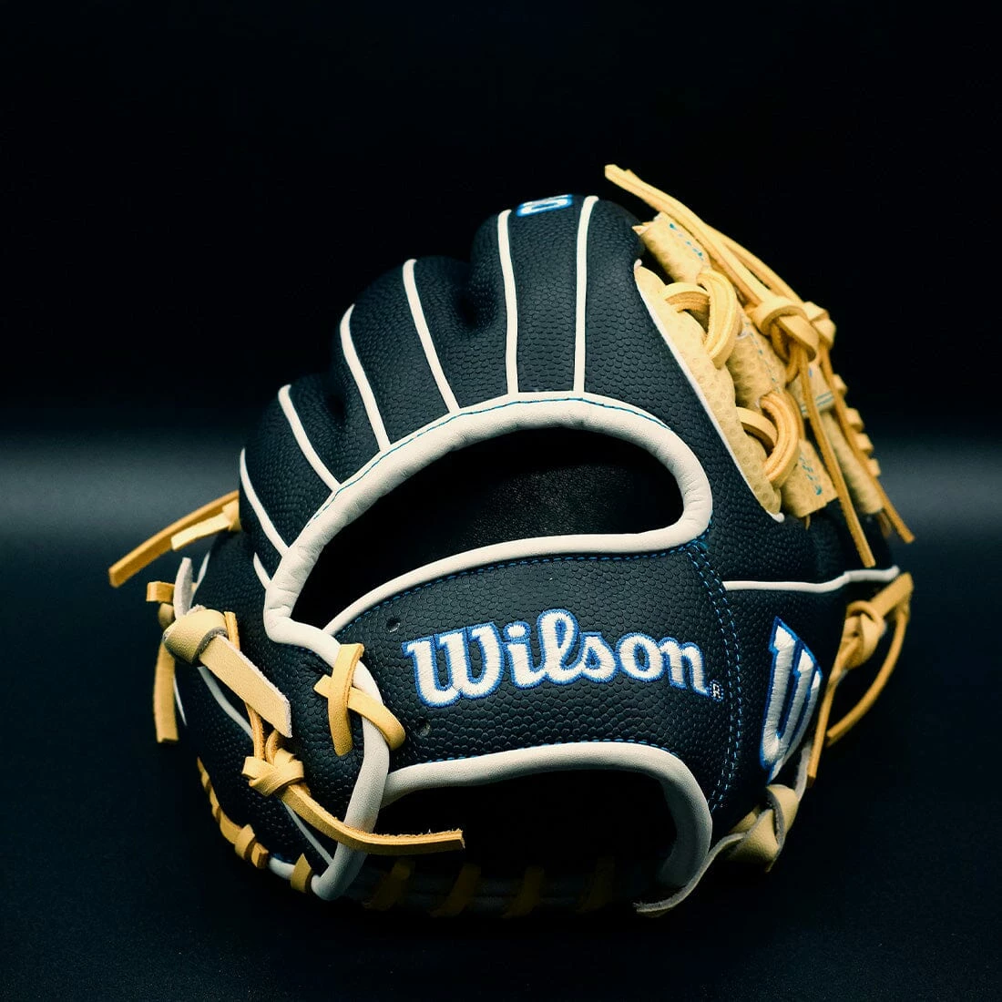 2023 Wilson A2000 South Region SM 11.5" Spin Control Infield Baseball Glove: WBW101301115 - Image 3